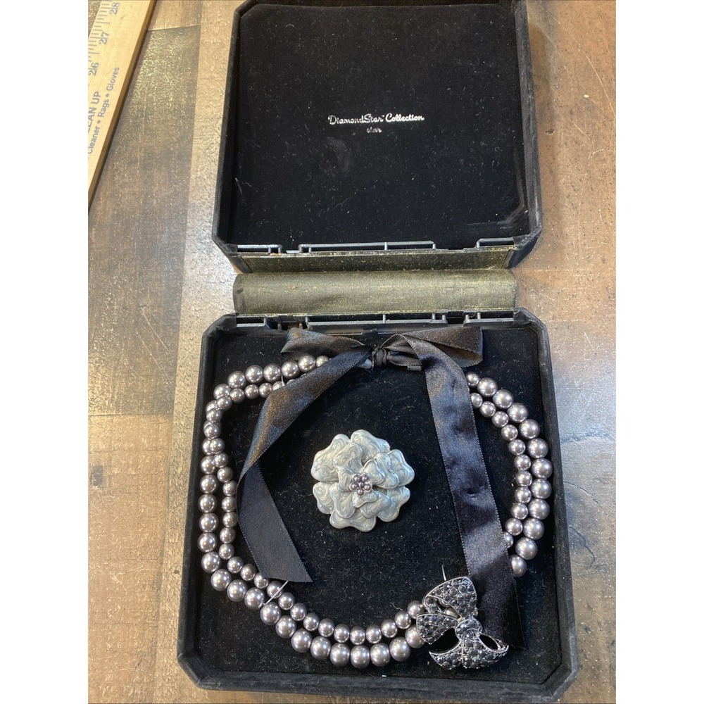 Vtg‎ 80s Women's Imitation Faux Pearl Rhinestone Necklace Ribbon Brooch Gray